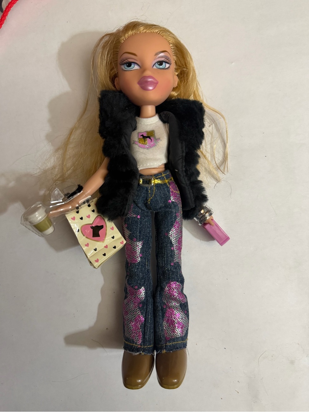 Bratz walking Cloe